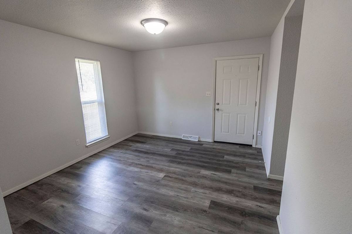 House for rent at 215 N W Blvd, Columbia, MO 65203