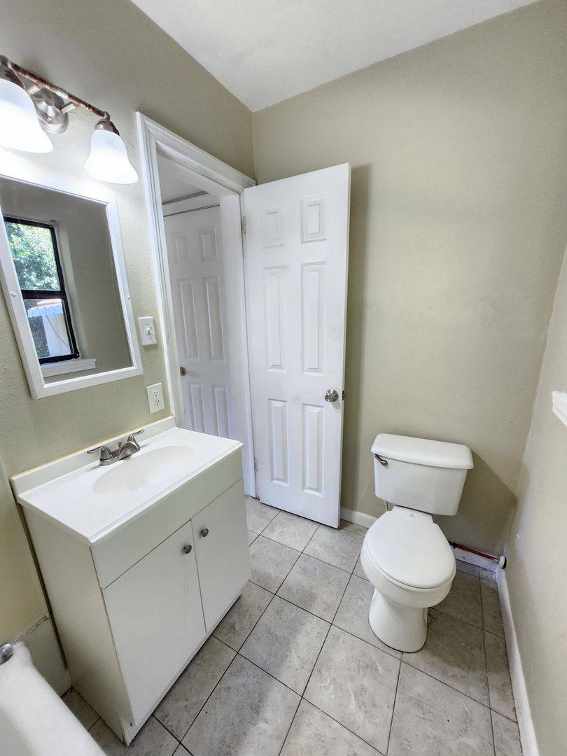 House for rent at 5501 Mayfair Dr, Pensacola, FL 32506