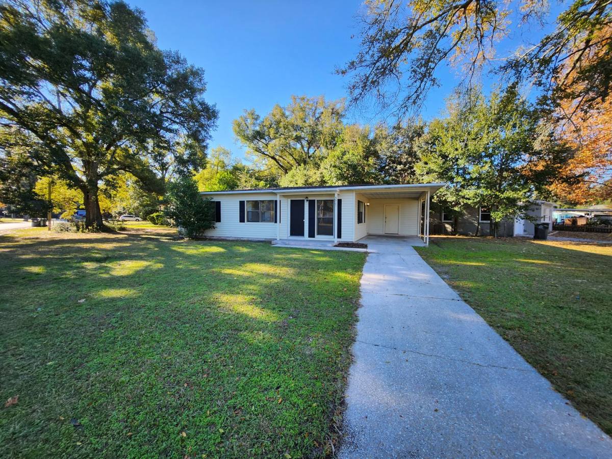 House for rent at 5501 Mayfair Dr, Pensacola, FL 32506