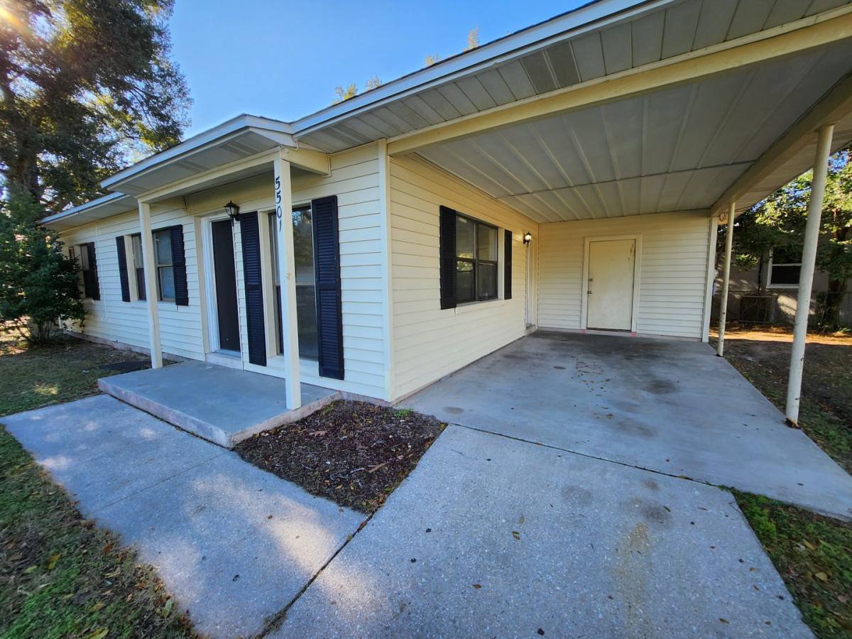 House for rent at 5501 Mayfair Dr, Pensacola, FL 32506
