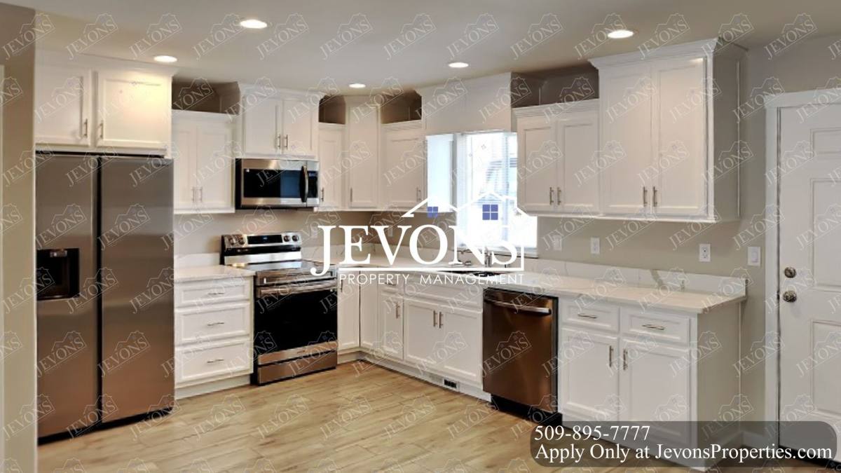 Apartment for rent at 1912 W Mead Ave, Yakima, WA 98902