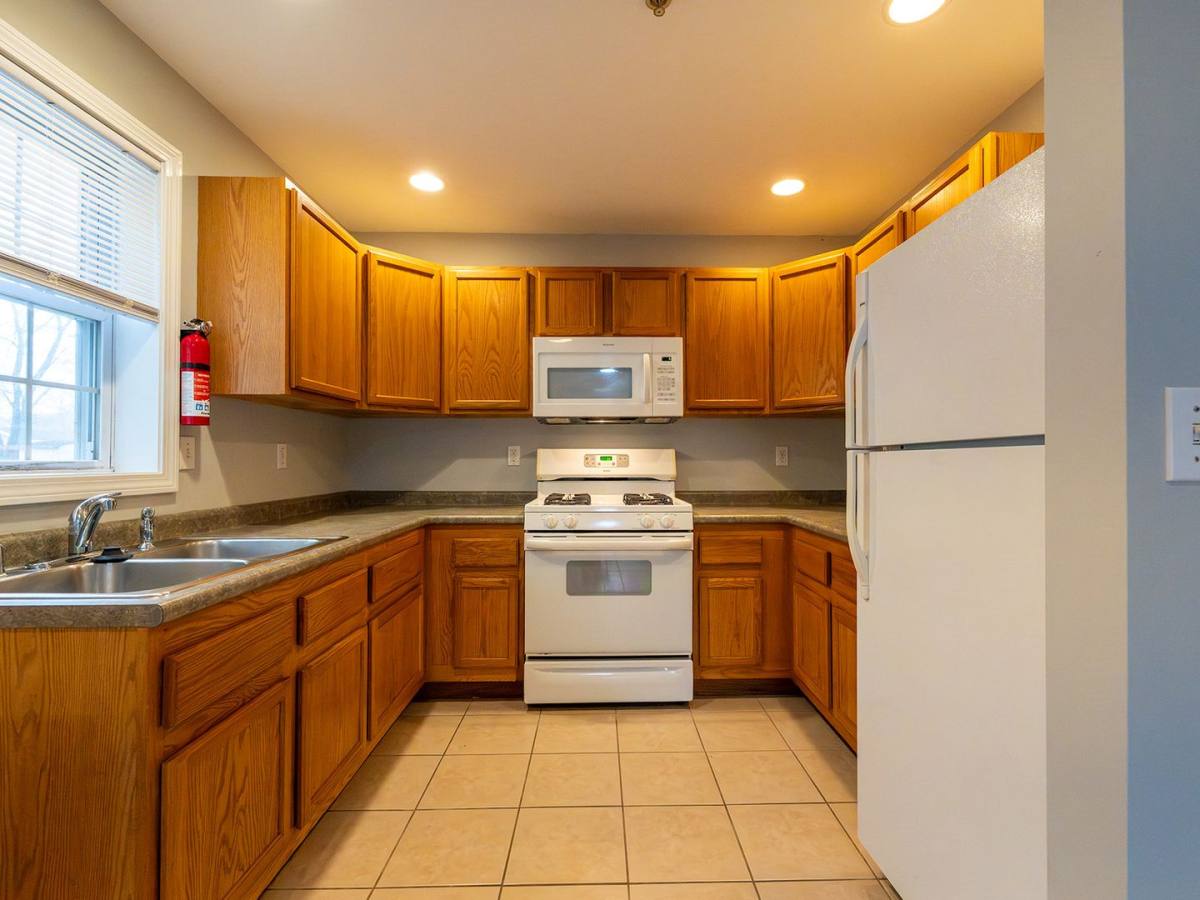Apartment for rent at 1144 N Ave, Burlington, VT 05408