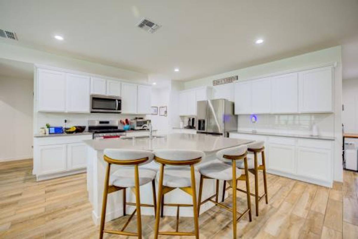 House for rent at 12754 E Russo Dr, Vail, AZ 85641