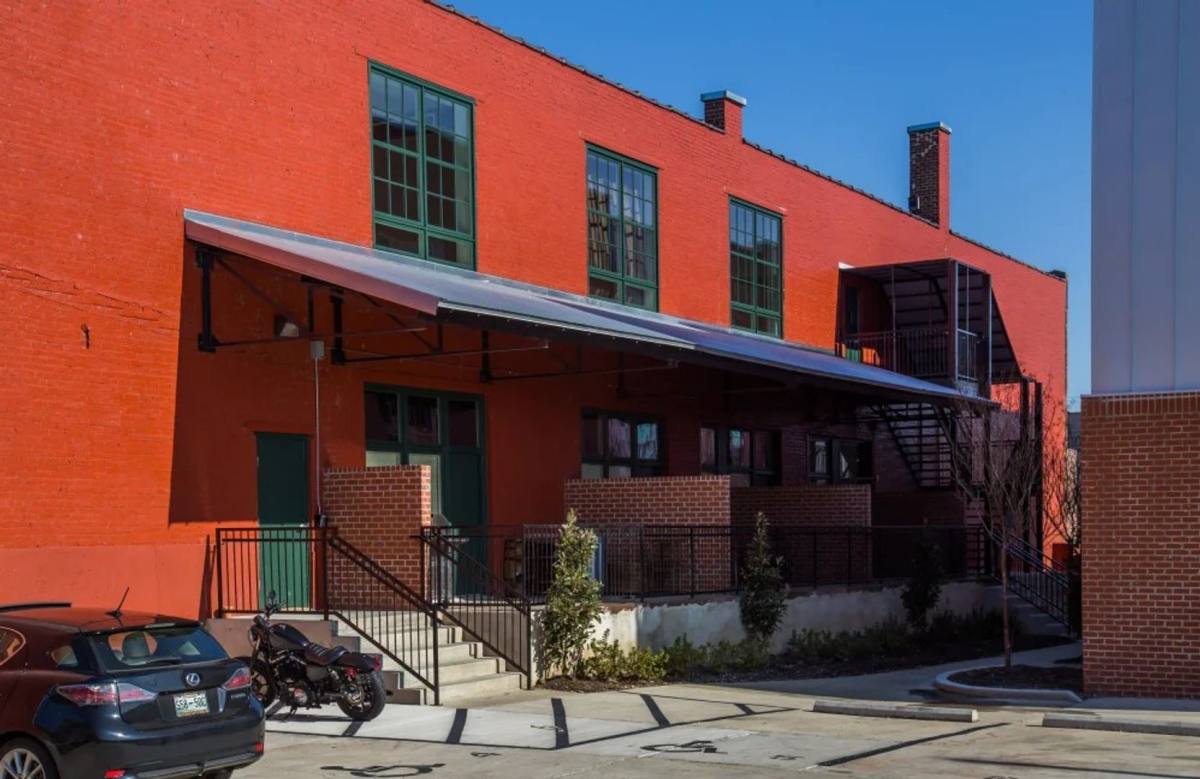Apartment for rent at 345 S Front St, Memphis, TN 38103