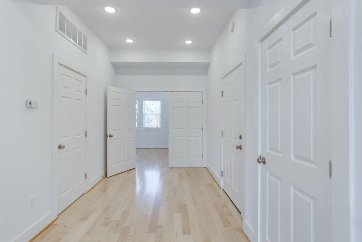 Condo for rent at 851 19th St NE, Washington, DC 20002