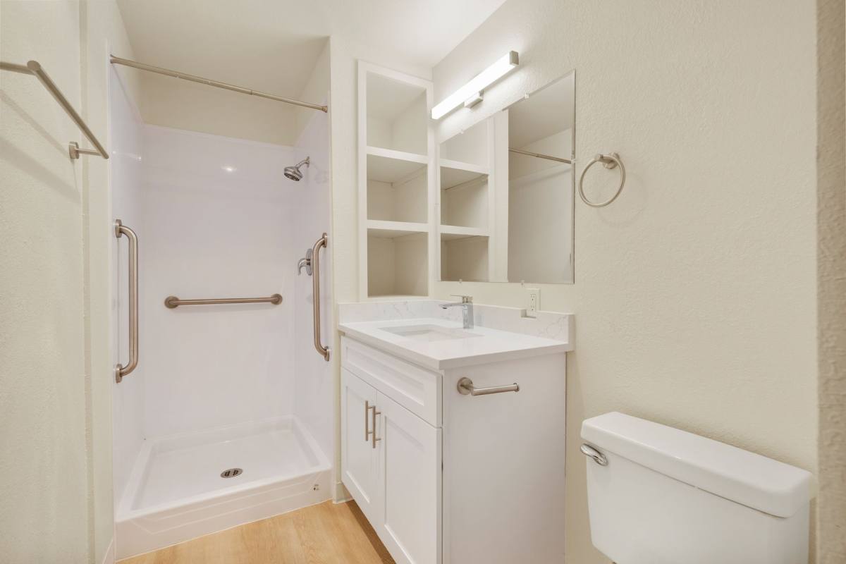 Apartment for rent at 2410 W Manor Place, Seattle, WA 98199