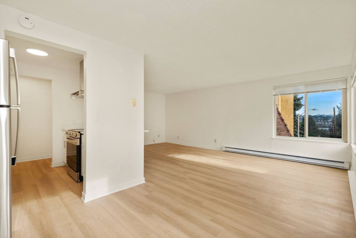 Apartment for rent at 2410 W Manor Place, Seattle, WA 98199