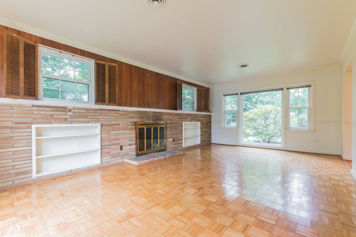 House for rent at 9702 Bellevue Dr, Bethesda, MD 20814