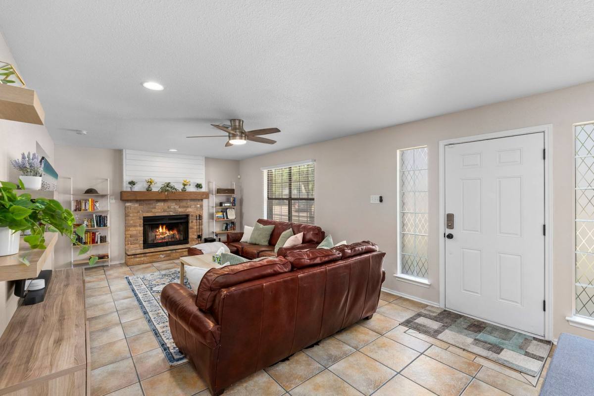 House for rent at 7306 Park W, San Antonio, TX 78250