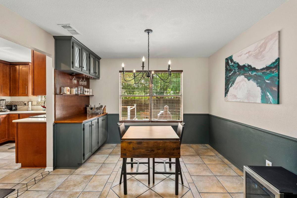 House for rent at 7306 Park W, San Antonio, TX 78250