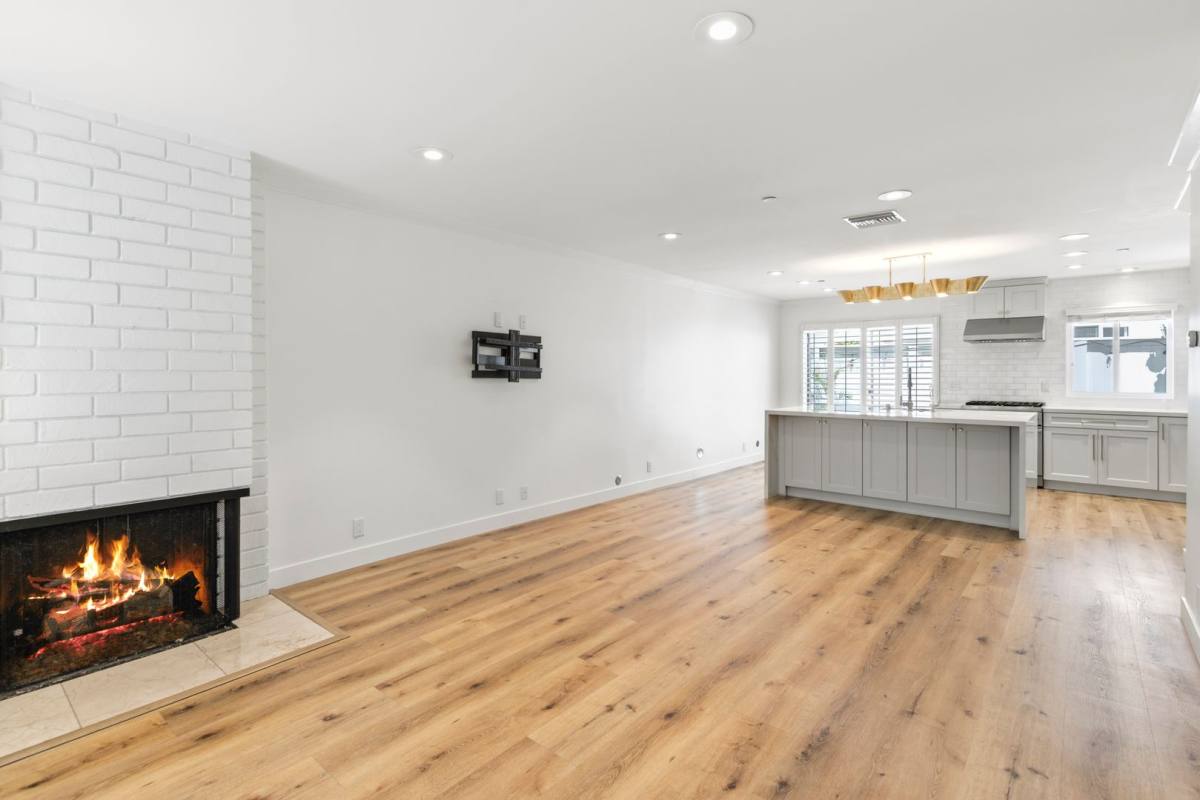 Townhouse for rent at 1063 Dover Dr, Newport Beach, CA 92660