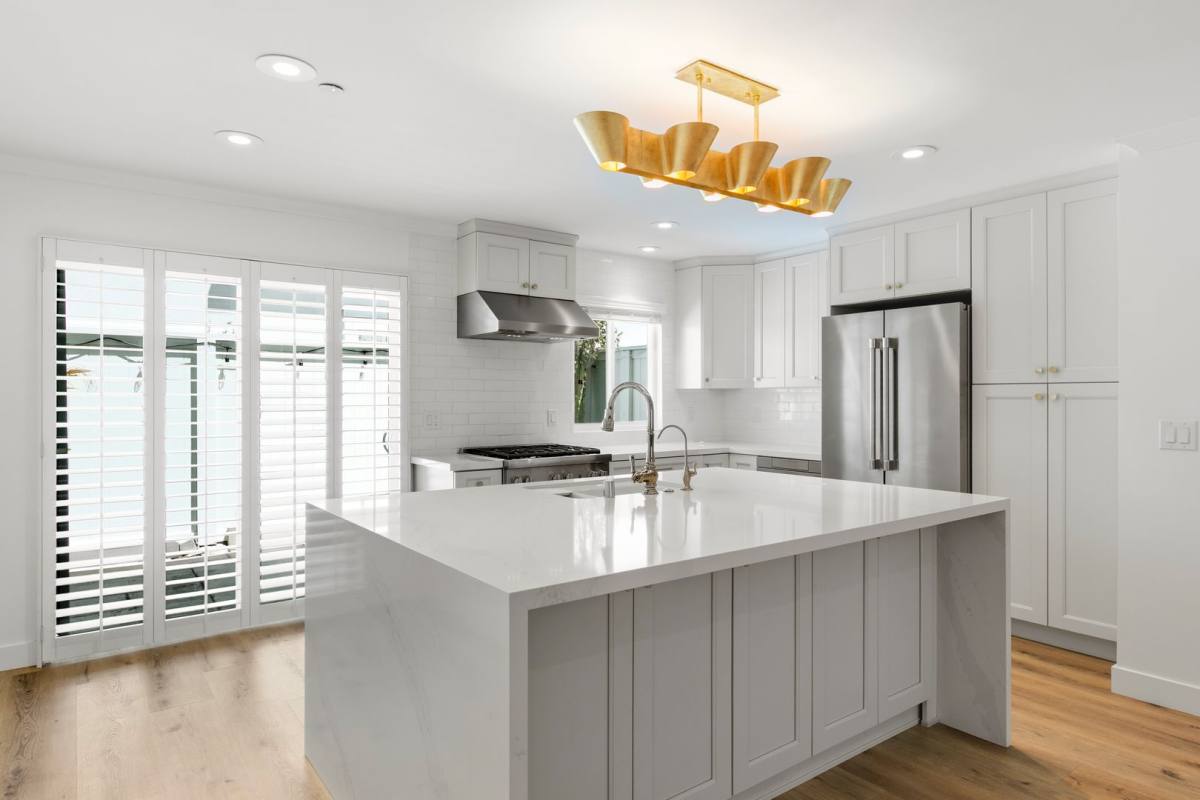 Townhouse for rent at 1063 Dover Dr, Newport Beach, CA 92660