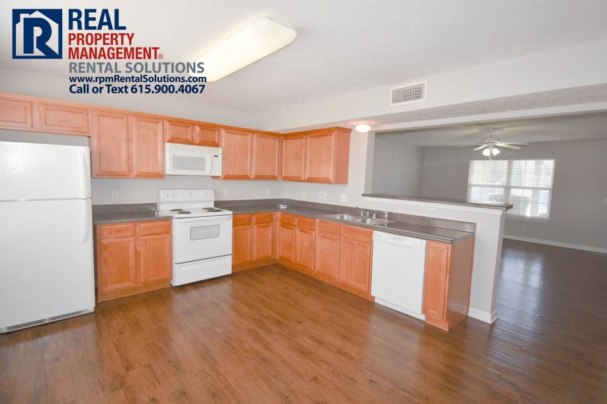 Townhouse for rent at 215 Indian Park Dr, Murfreesboro, TN 37128