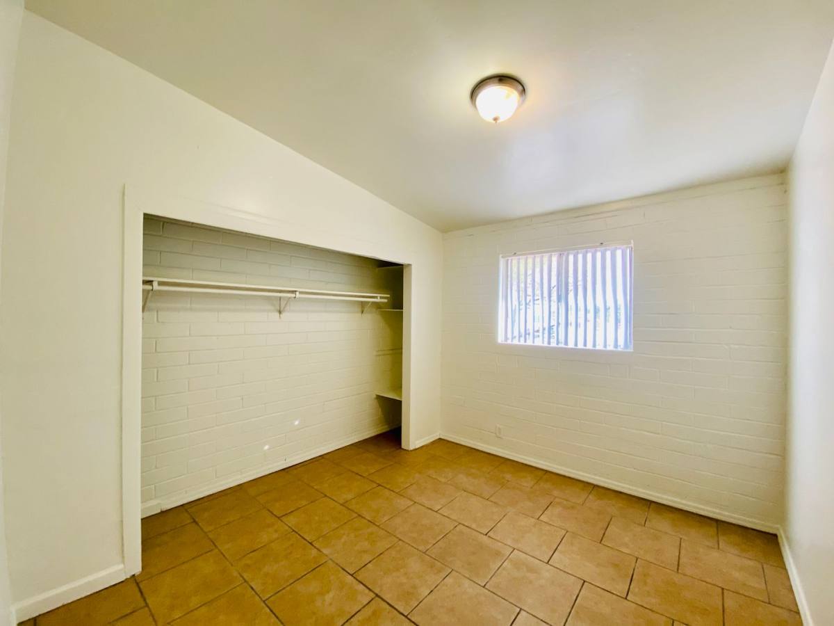 Apartment for rent at 320-26 E Elvira Rd Units A-J, Tucson, AZ 85756