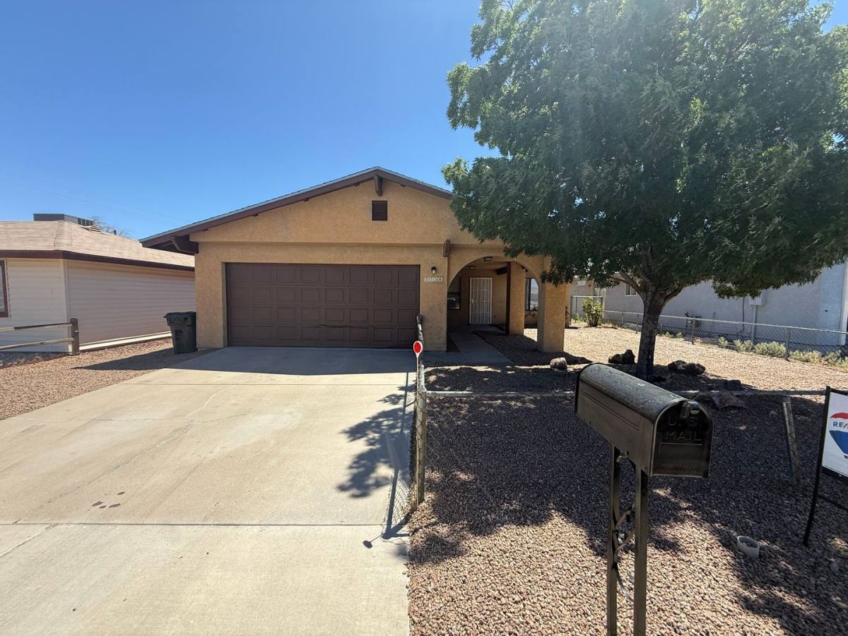 House for rent at 3736 N Roosevelt St, Kingman, AZ 86409