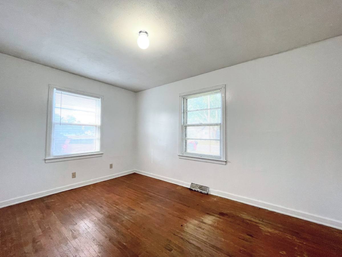 House for rent at 1434 N Belmont Ave, Wichita, KS 67208