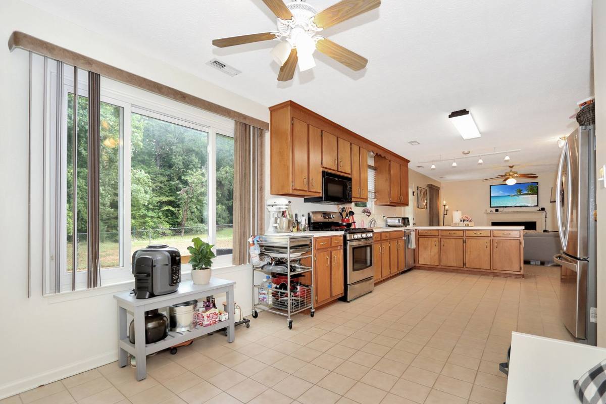 House for rent at 304 Charity Lane, Newport News, VA 23602
