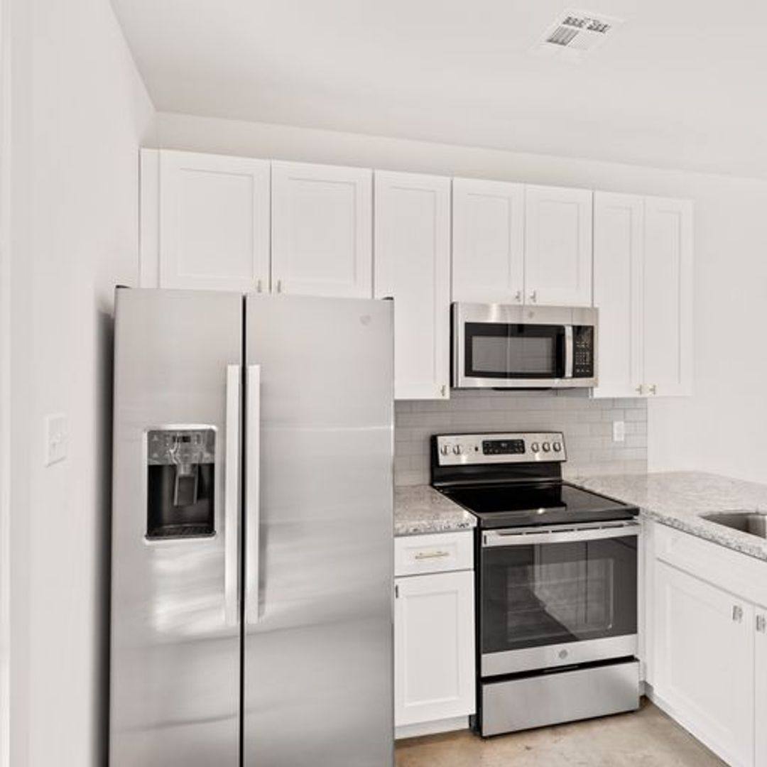 Condo for rent at 305 Ella St, Lafayette, LA 70506