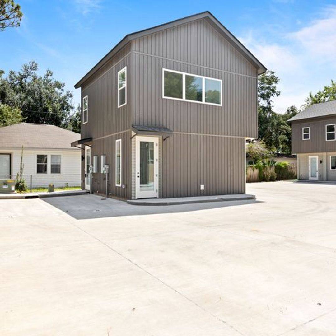 Condo for rent at 305 Ella St, Lafayette, LA 70506
