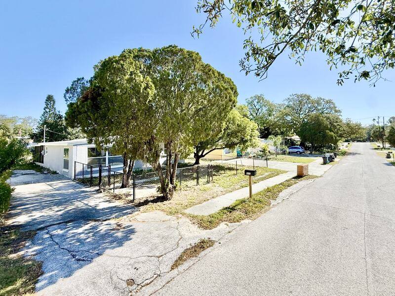 House for rent at 617 Pent St, Tarpon Springs, FL 34689
