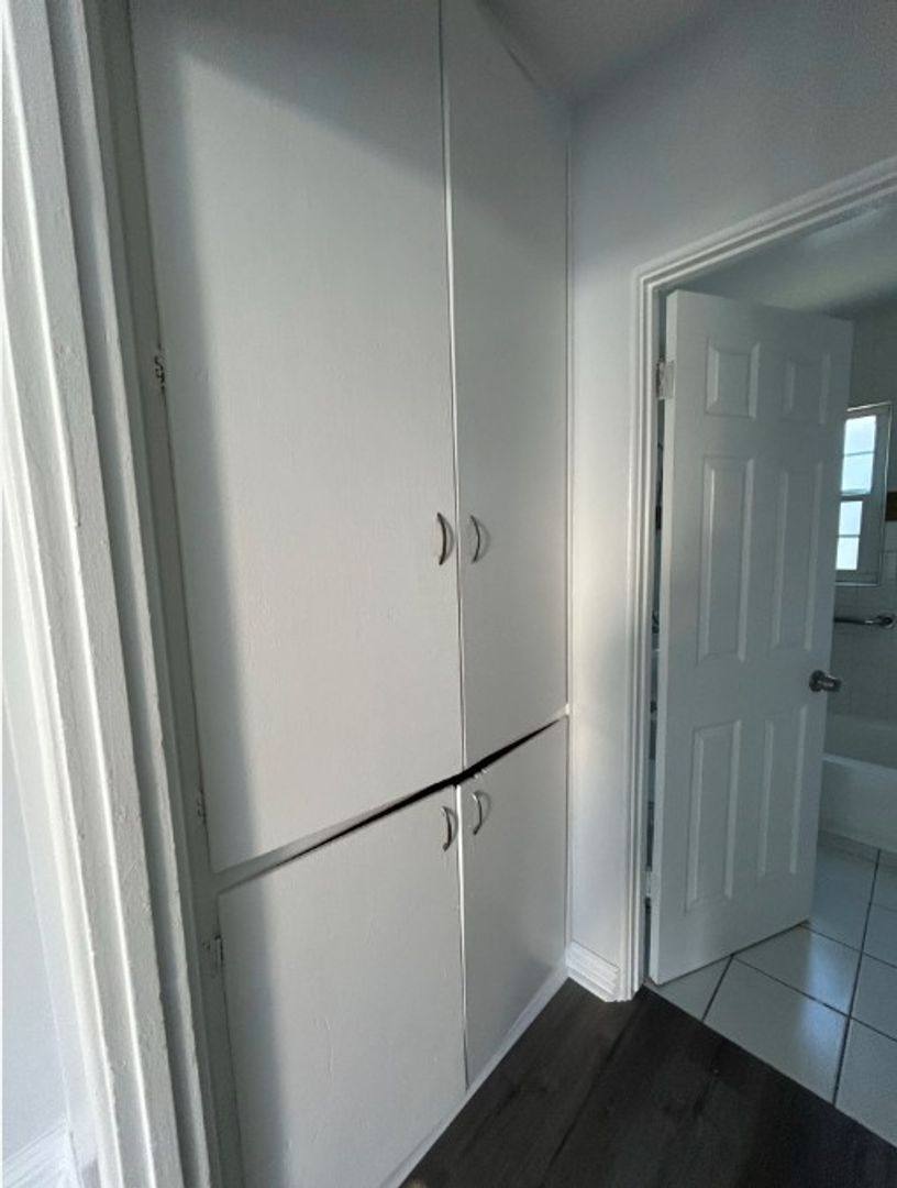 Apartment for rent at 1935 Locust Ave, Long Beach, CA 90806
