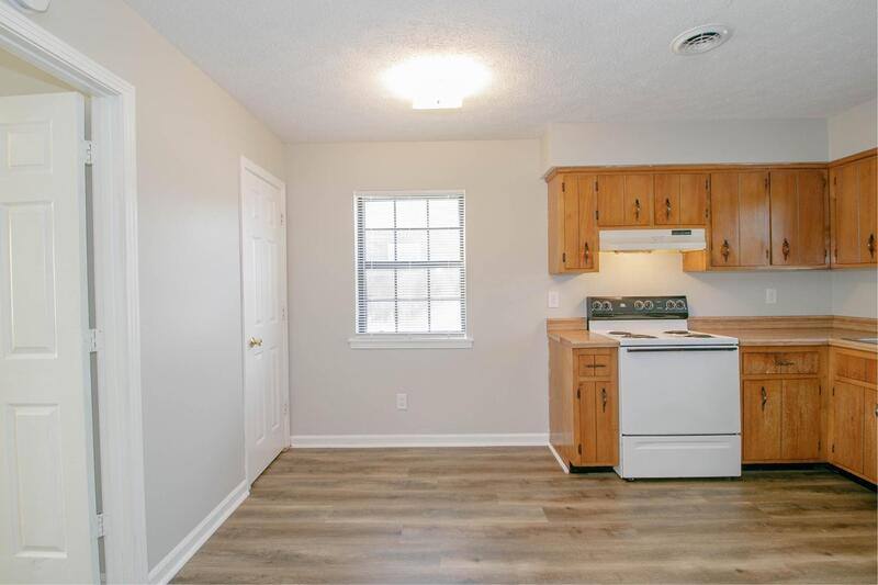 Apartment for rent at 404 -18 Thompsonville Lane, Oak Grove, KY 42262