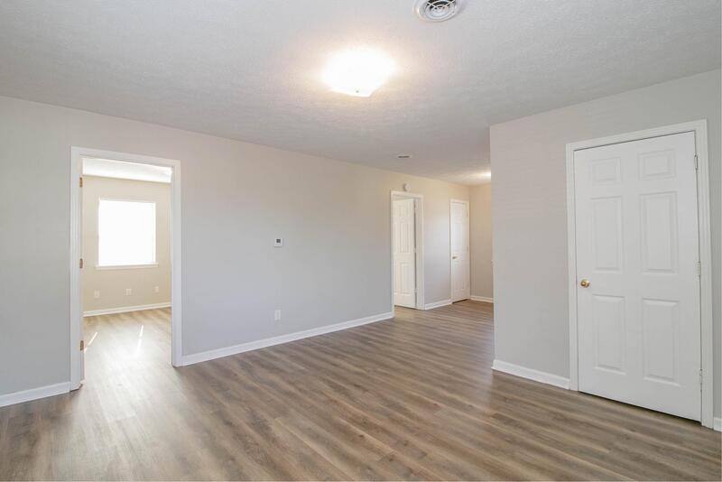 Apartment for rent at 404 -18 Thompsonville Lane, Oak Grove, KY 42262