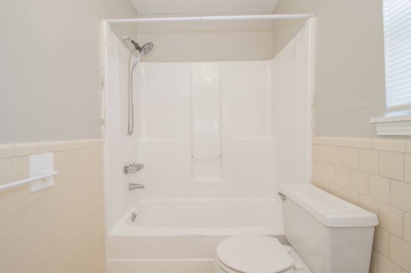 Apartment for rent at 404 -18 Thompsonville Lane, Oak Grove, KY 42262