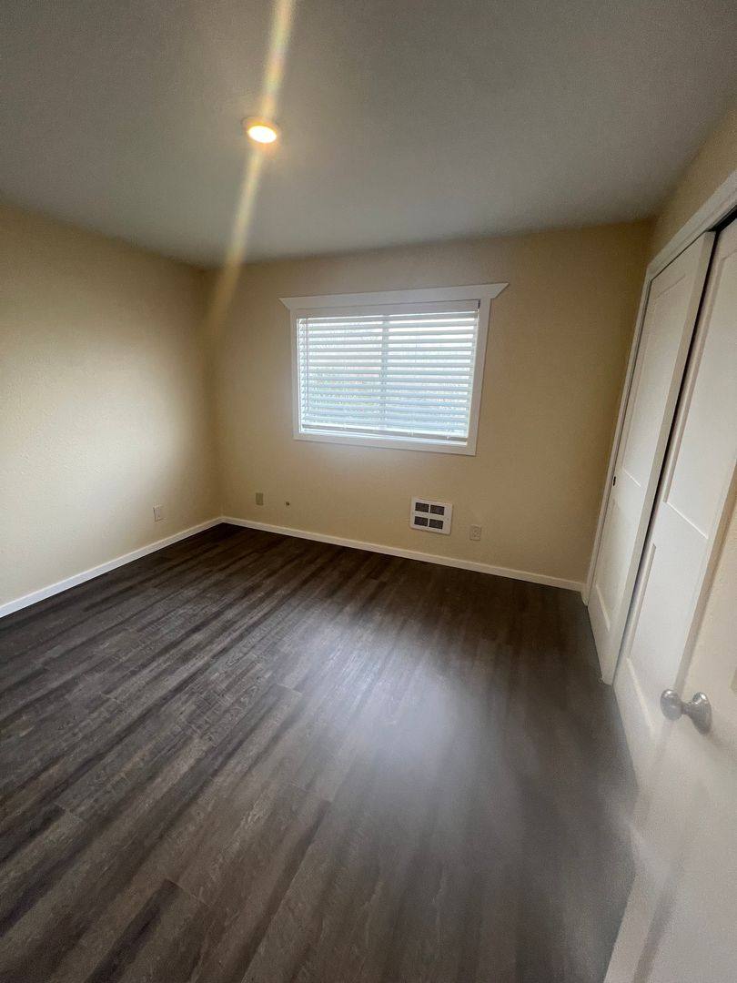 Apartment for rent at 1860 Myrtle St, North Bend, OR 97459