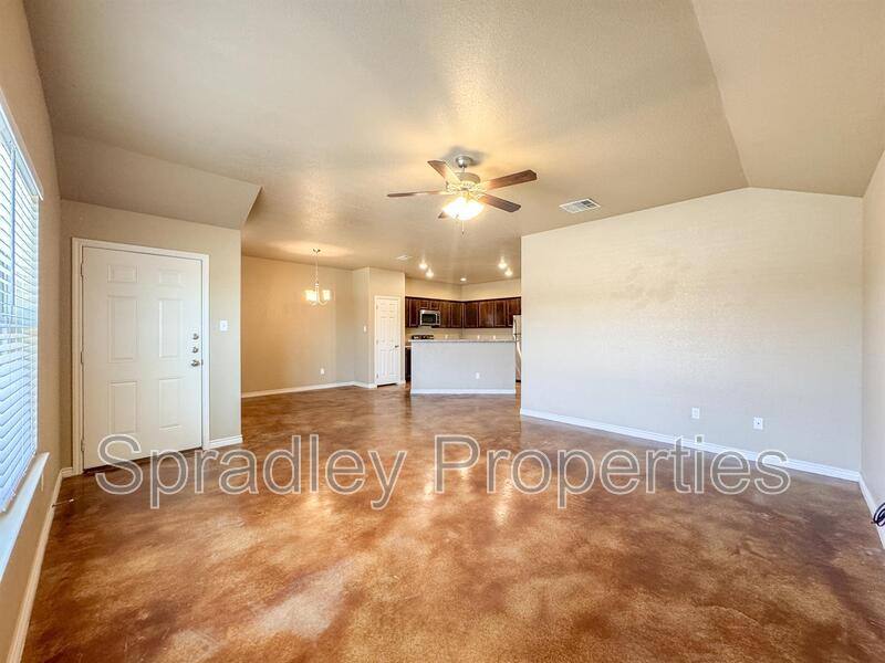 Apartment for rent at 915 Laila Lane, Belton, TX 76513