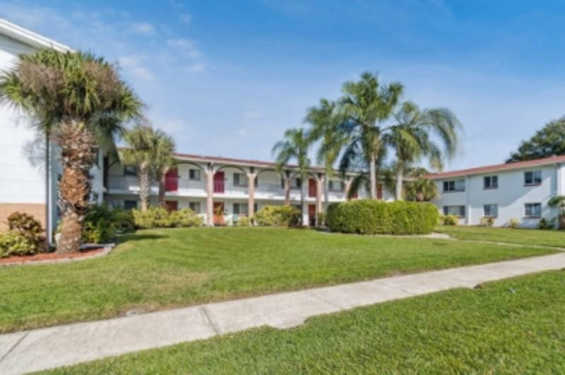 Apartment for rent at 4729 39th Ave N #206, Saint Petersburg, FL 33714