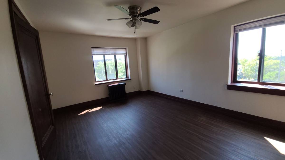 Apartment for rent at 318 Washington Rd, Pittsburgh, PA 15216