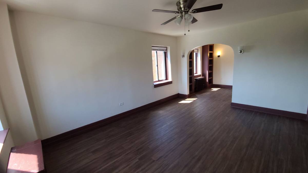 Apartment for rent at 318 Washington Rd, Pittsburgh, PA 15216