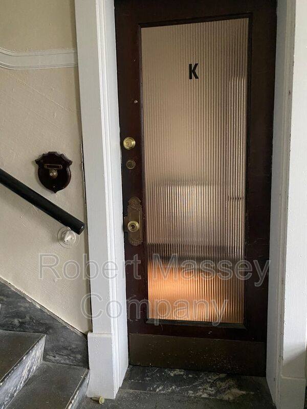 Apartment for rent at 2014 Cherokee Parkway #K, Louisville, KY 40204