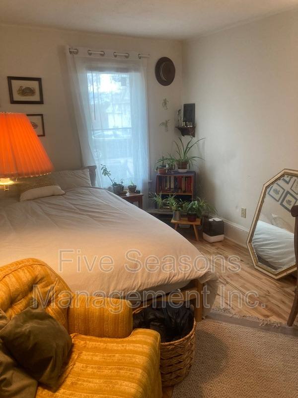 Apartment for rent at 18-20 Hayward St #1, Burlington, VT 05401