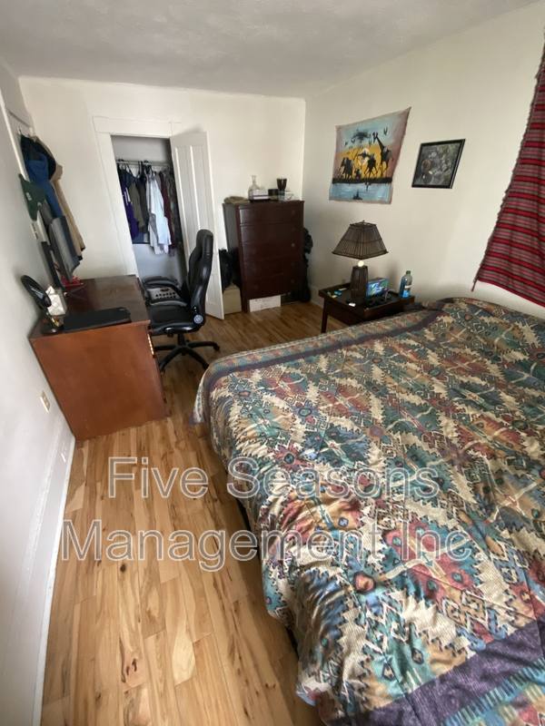 Apartment for rent at 18-20 Hayward St #1, Burlington, VT 05401