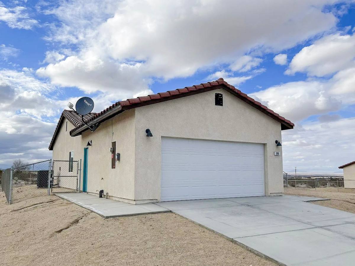 House for rent at 6966 Park Ave, Twentynine Palms, CA 92277