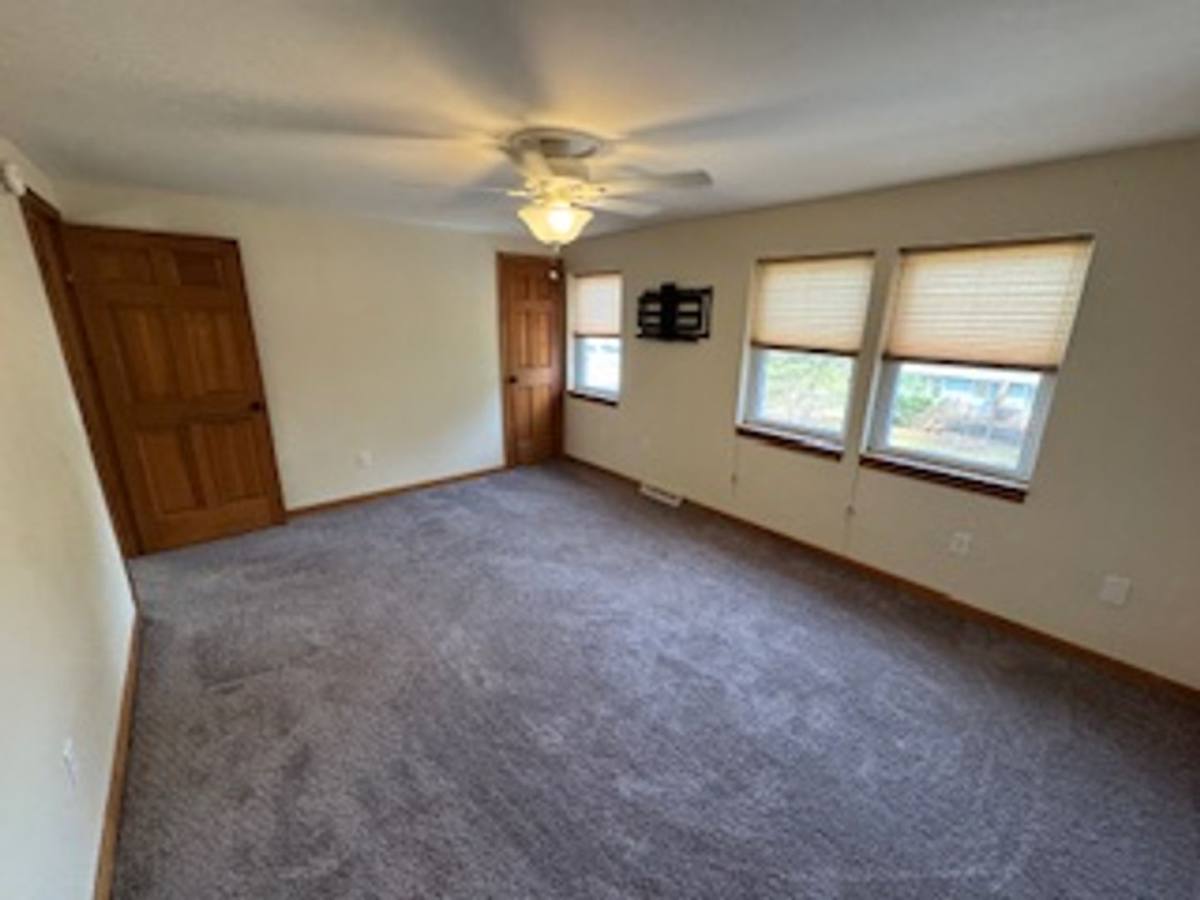 Townhouse for rent at 18 Valade St, Burlington, VT 05408