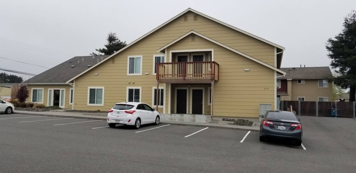1690 Sutter Rd, McKinleyville, CA 95519 - Apartment for Rent - Image 2