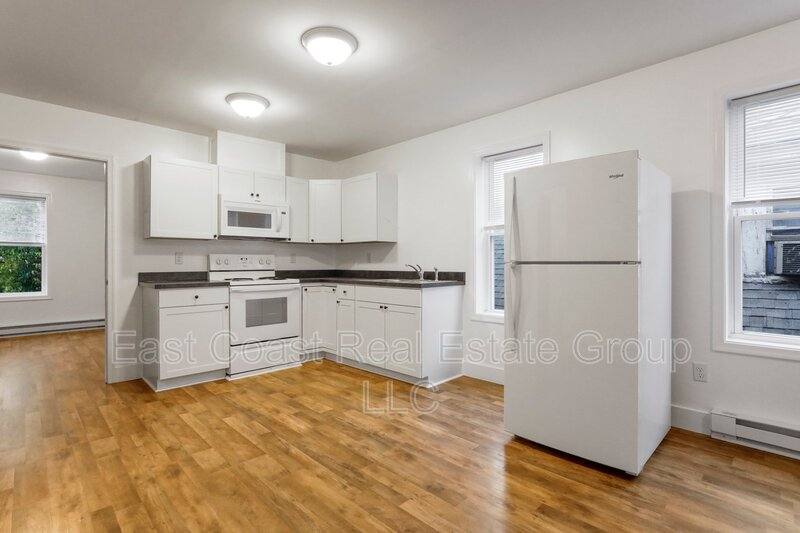 Apartment for rent at 207 N Mulberry St #3, Hagerstown, MD 21740
