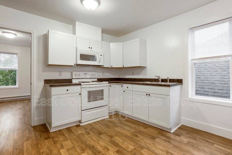 Apartment for rent at 207 N Mulberry St #3, Hagerstown, MD 21740
