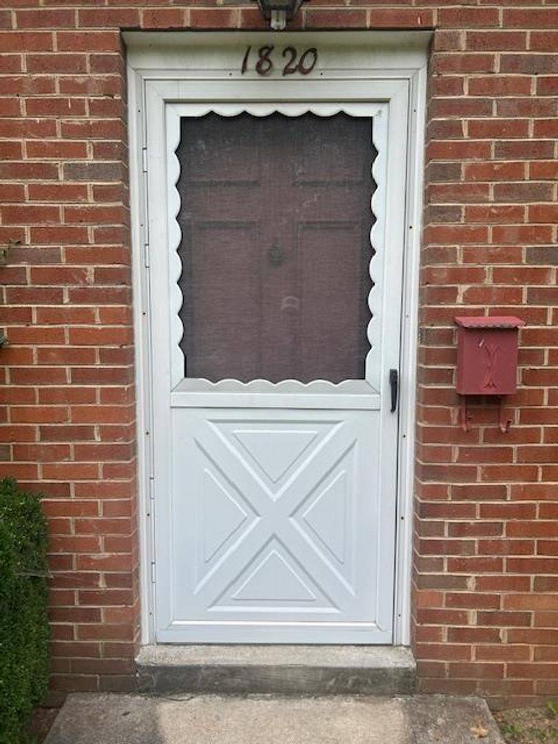 Townhouse for rent at 1820 Belleville Rd, Roanoke, VA 24015