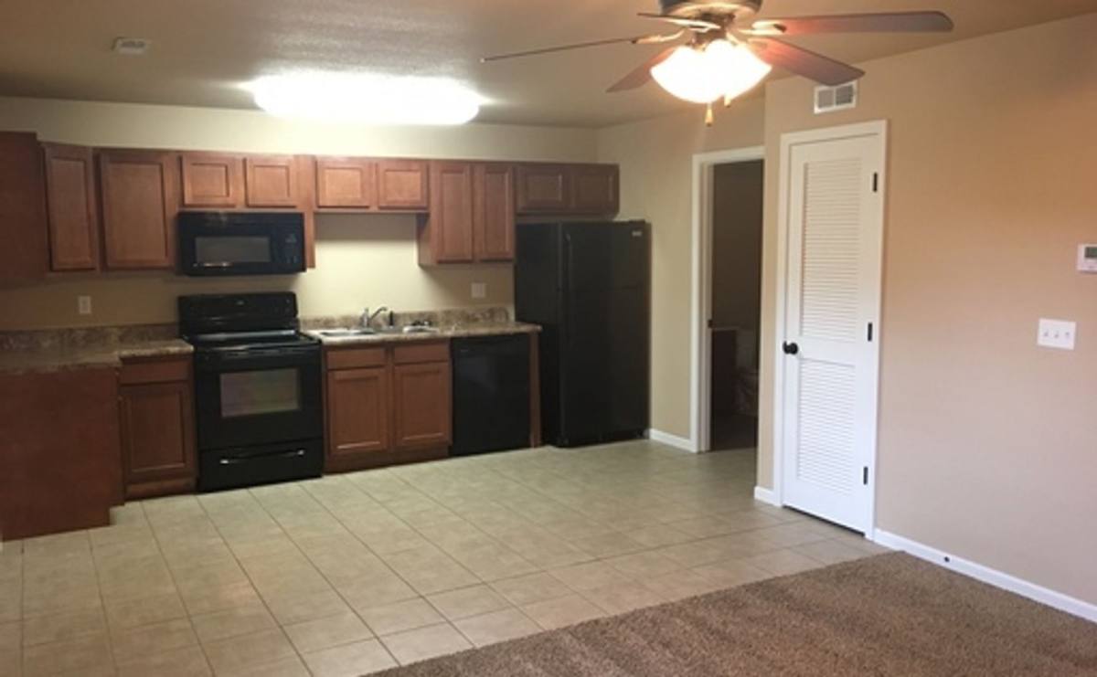 Apartment for rent at 20913 Humanity Lane, Saint Robert, MO 65584