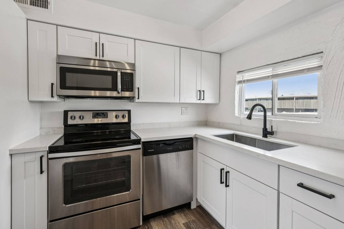 Apartment for rent at 6315 N 16th St, Phoenix, AZ 85016