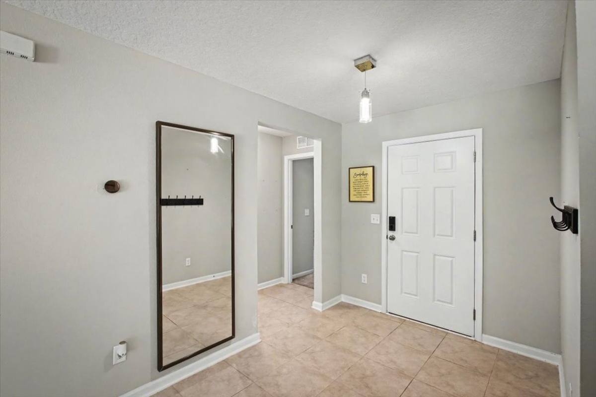 House for rent at 4948 Big Pine Dr, Jacksonville, FL 32218