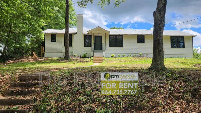 House for rent at 113 Saint Lo Cr, Easley, SC 29640