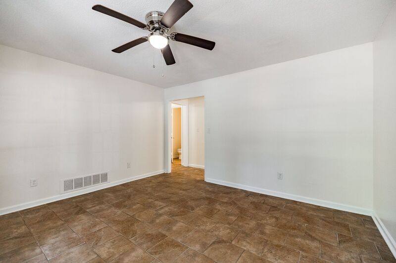 House for rent at 170 Garnett Ridge Dr, Athens, GA 30607
