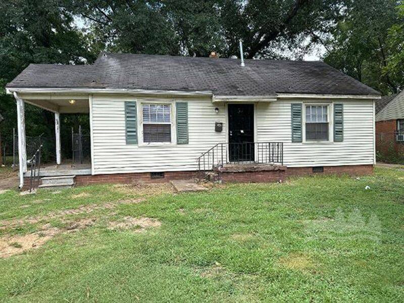 House for rent at 1240 Robin Hood Lane, Memphis, TN 38111