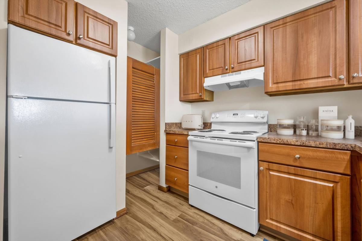 Apartment for rent at 580 & 590 Foxtail Dr, Pewaukee, WI 53072