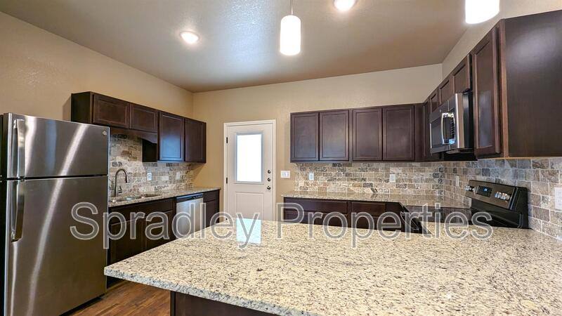 Apartment for rent at 1037A Hibiscus Dr, Belton, TX 76513